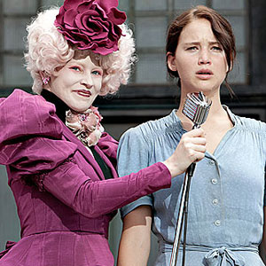 THE HUNGER GAMES, Jennifer Lawrence, Elizabeth Banks THE HUNGER GAMES, Jennifer Lawrence, Elizabeth Banks